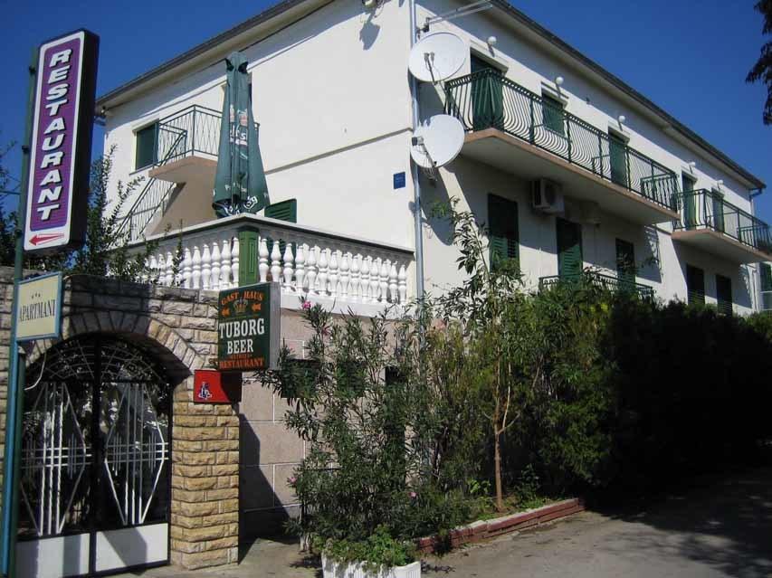 Apartment Alfirev Vodice Cameră foto
